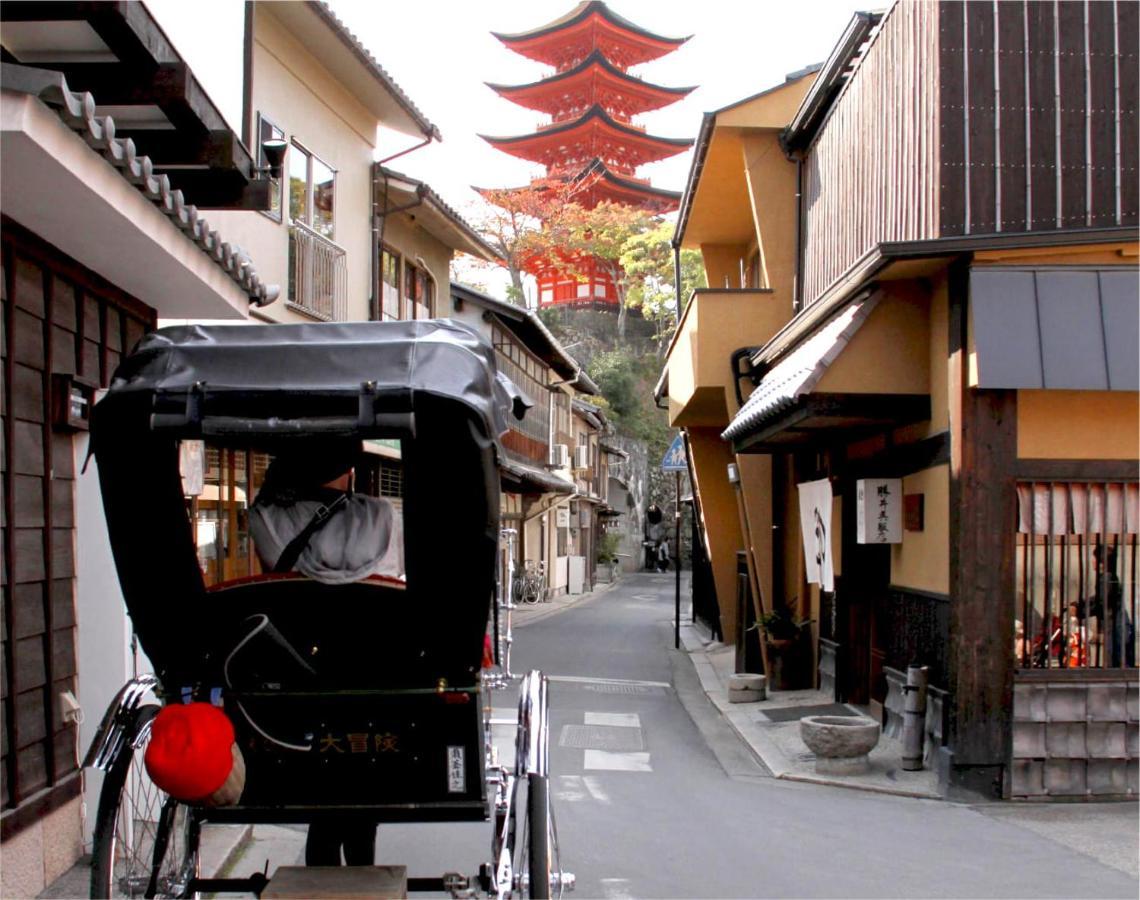 Miyajima Shiro Hotel Hatsukaichi Exterior foto
